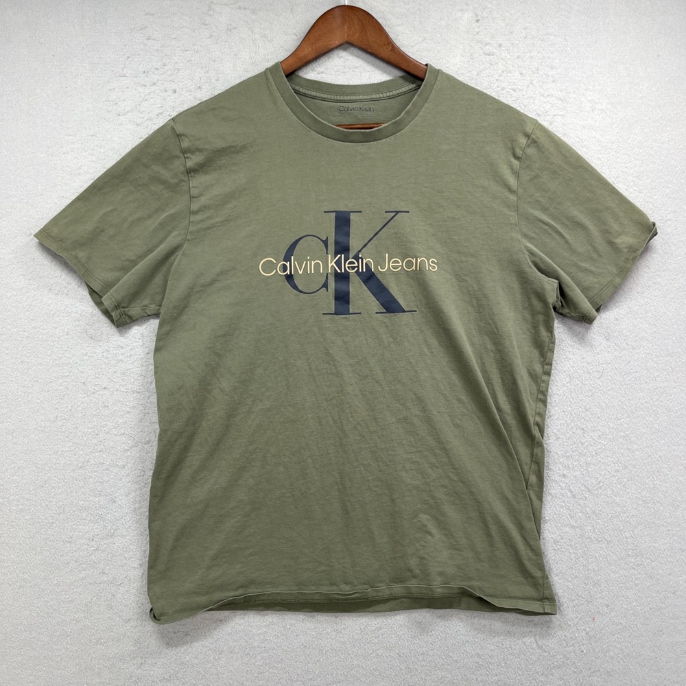 Calvin Klein T Shirt Mens M Olive Graphic Tee Short Sleeve Streetwear Preppy